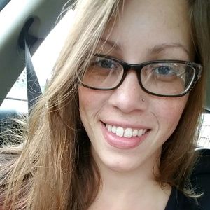 Meet your Posher, Briana